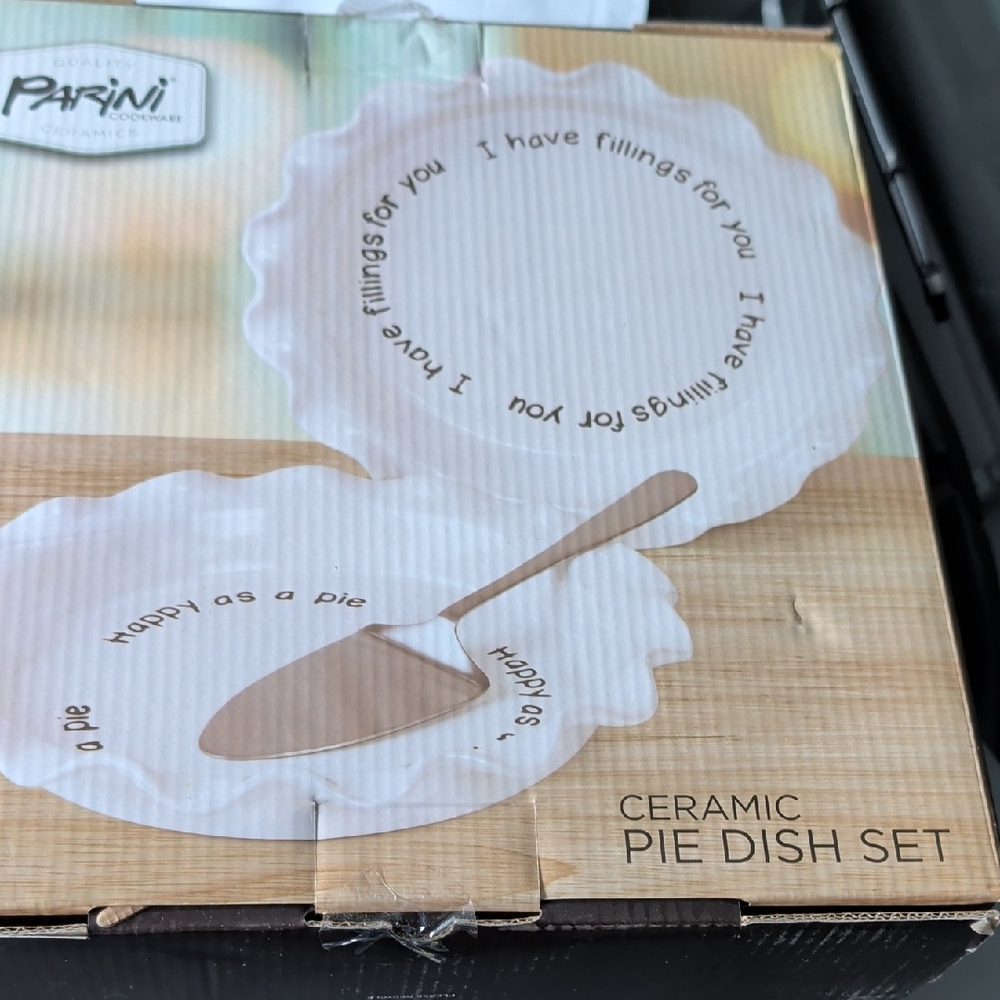 Parini Ceramic Pie Dish Set